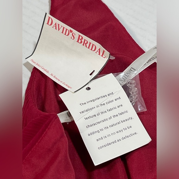 NWT David’s Bridal Halter Long Formal/Ball Prom Dress Gown Red Womens Sz 6 - Picture 12 of 14